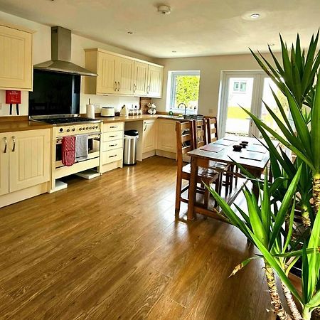 Yucca Cottage Кендал Экстерьер фото